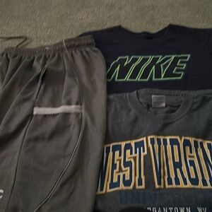 Men’s medium sold together. 1 short, 2 t-shirts